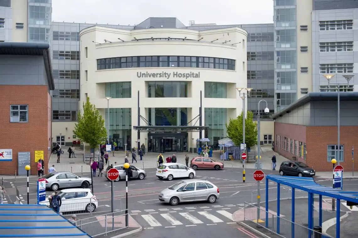 University Hospital Coventry - A&E Department in COVENTRY, West Midlands - Current wait time: 195 minutes