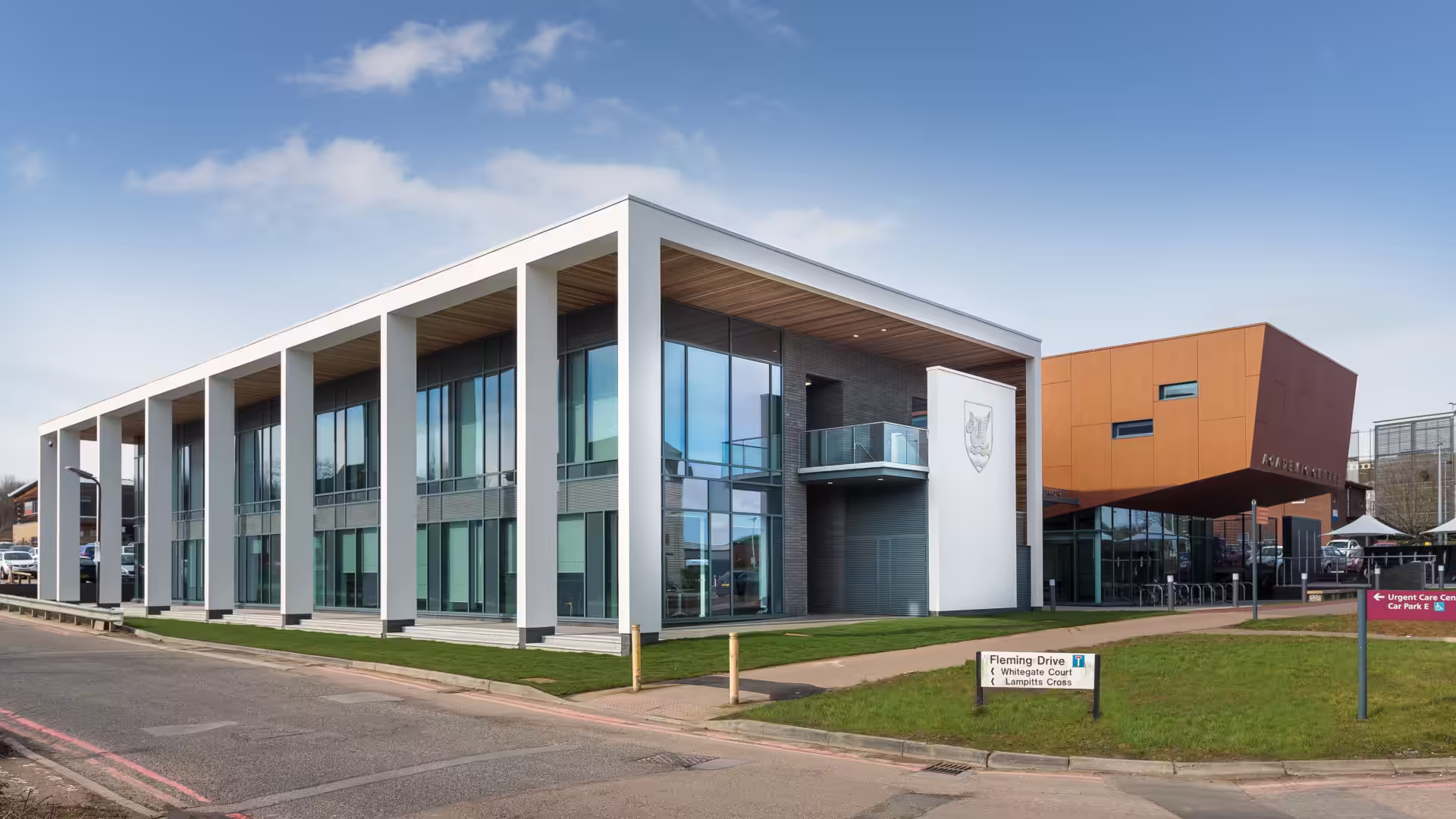 Milton Keynes University Hospital Adult ED - A&E Department in MILTON KEYNES, Buckinghamshire - Current wait time: 0 minutes